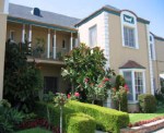 Carmona Ave Art Deco&nbsp;Apartment