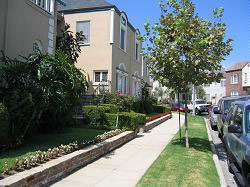 article-latimes-sidewalk